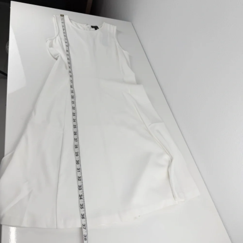 Theory Revolve Day to Night Chic Sleeveless A-Line Date Night White Dress Size 4